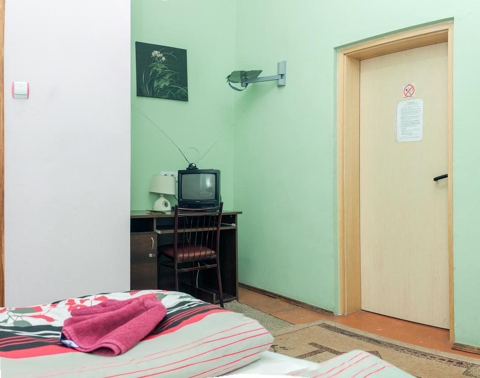 Apple Hostel Lviv Quarto foto