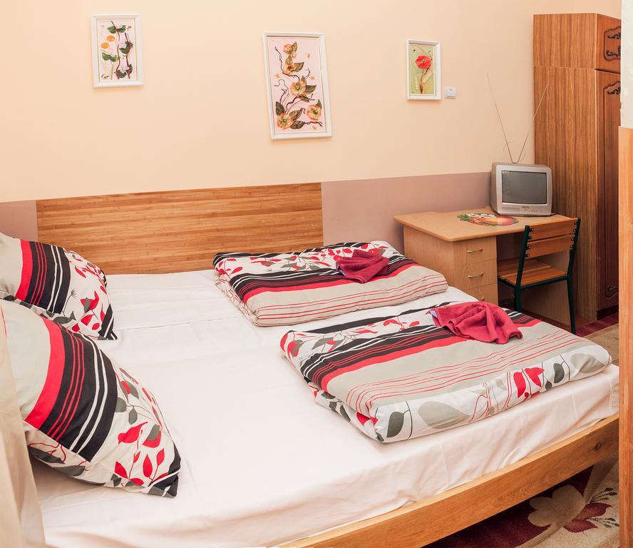 Apple Hostel Lviv Quarto foto