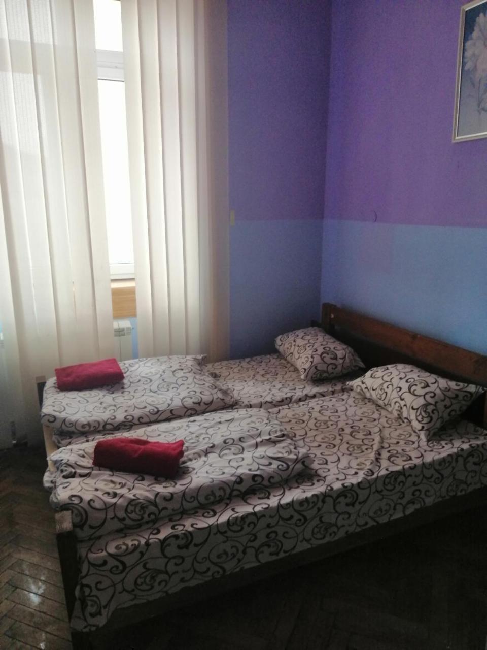 Apple Hostel Lviv Exterior foto
